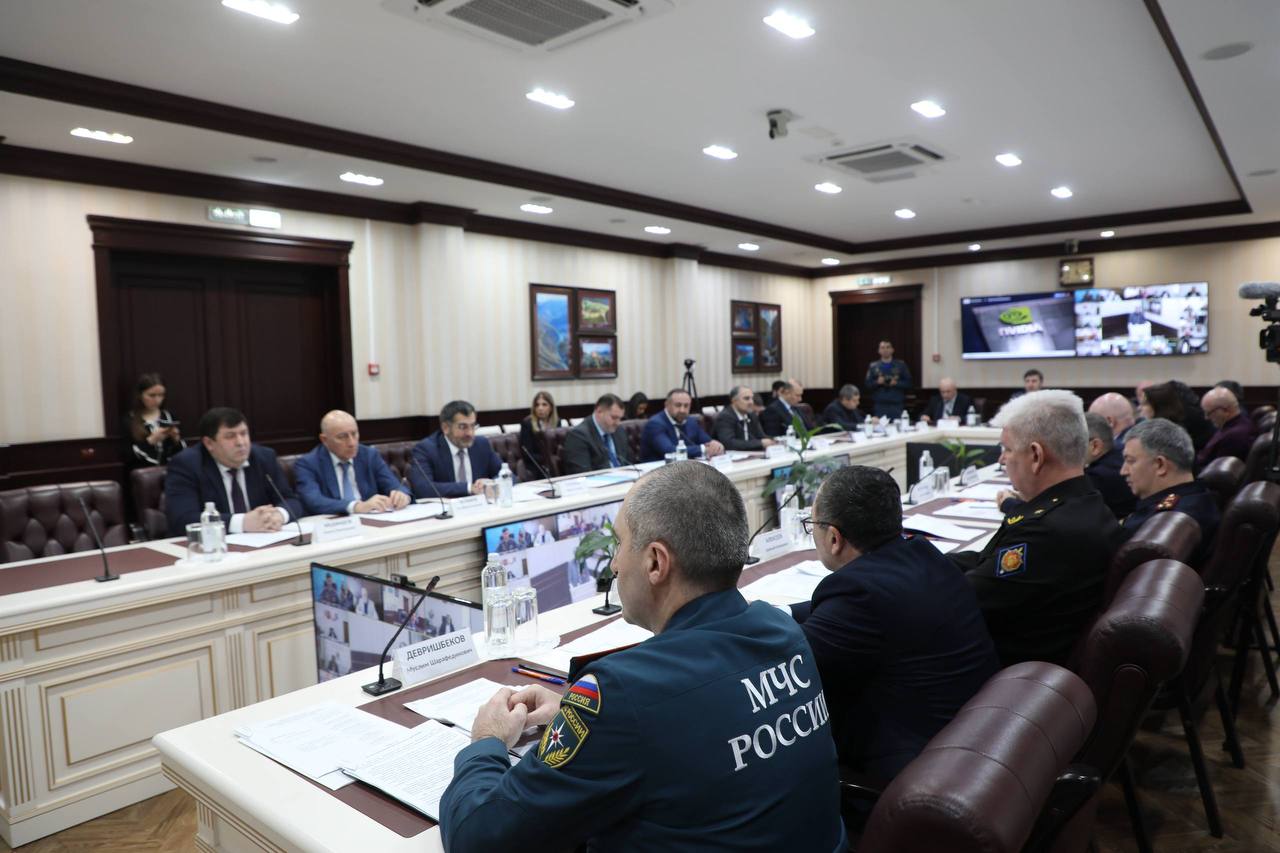 Абдулмуслим Абдулмуслимов провёл заседание Комиссии при Главе РД по предупреждению и ликвидации ЧС и обеспечению пожарной безопасности Абдулмуслим Абдулмуслимов провёл заседание Комиссии при Главе РД по предупреждению и ликвидации ЧС и обеспечению пожарной безопасности