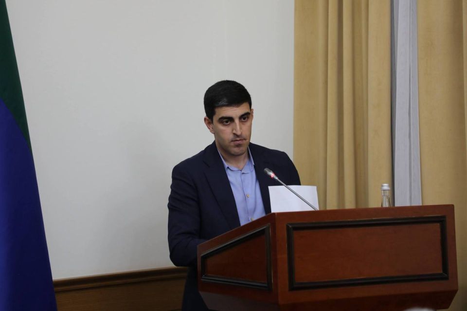 � ��������� �� ��� �������� ����� 900 ���