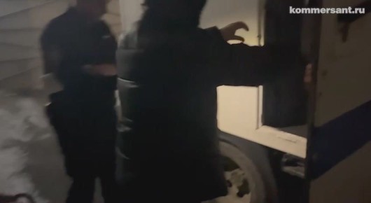 Задержан еще один член банды Шамиля Басаева и Эмира Хаттаба, участвовавший в нападении на военнослужащих в Дагестане в 1999 году, сообщили в ЦОС ФСБ