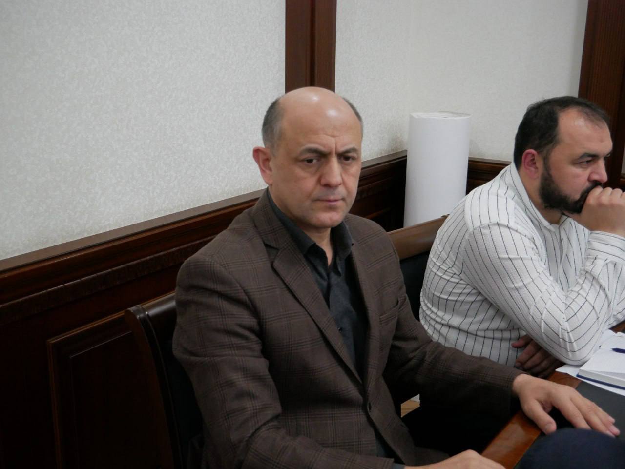 Проблемы электросетевого хозяйства города Дагестанские Огни стали предметом обсуждения на совещании под председательством министра энергетики и тарифов РД Марата Шихалиева Проблемы электросетевого хозяйства города Дагестанские Огни стали предметом обсуждения на совещании под председательством министра энергетики и тарифов РД Марата Шихалиева