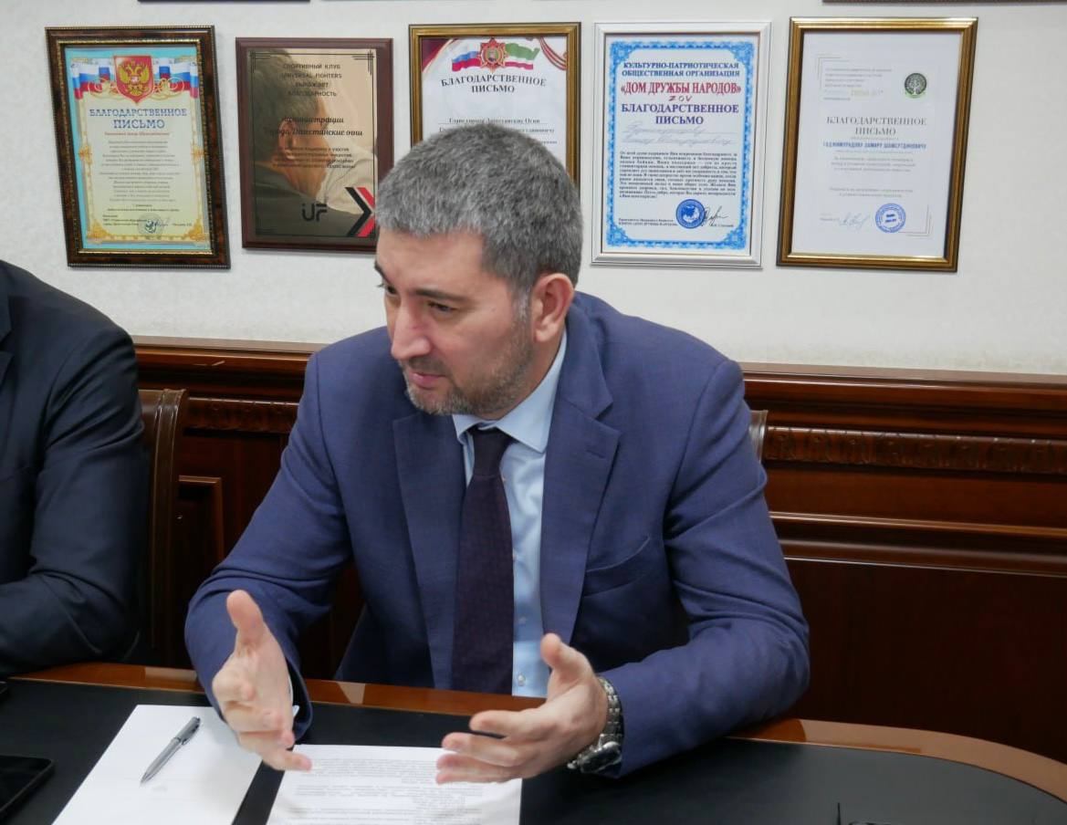 Проблемы электросетевого хозяйства города Дагестанские Огни стали предметом обсуждения на совещании под председательством министра энергетики и тарифов РД Марата Шихалиева Проблемы электросетевого хозяйства города Дагестанские Огни стали предметом обсуждения на совещании под председательством министра энергетики и тарифов РД Марата Шихалиева