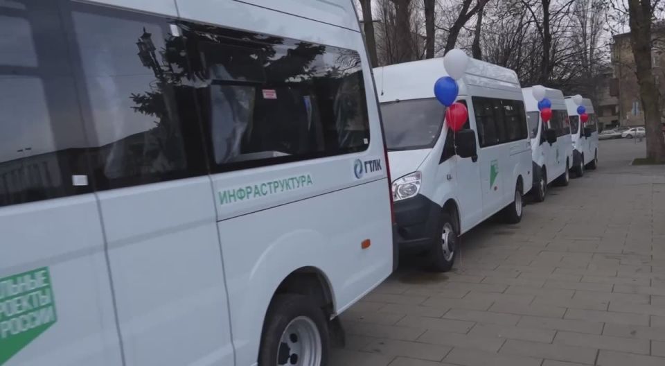 ����� �������� ����� ������������� �� 10 ��������� �������� ���������, ����������� �� ������ �����, �� � ��������� ����������� � ������: �����, �. �����, �������������, ����������, ������, �������, ������ � ������