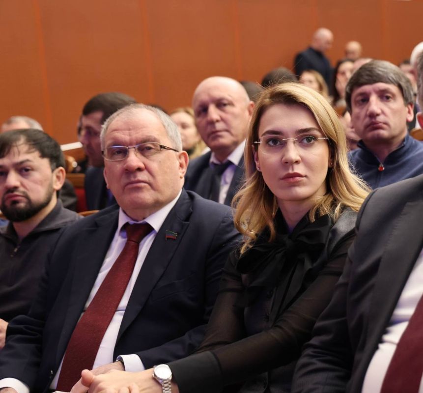 ������ �������������: ������� ������� � �������� �������� 36-� ����������� ������������� ��������� ������� ������, �� ������� ����� ����������, ��������� ������������� ��������� ������ �������� ������� ����� ����� ����