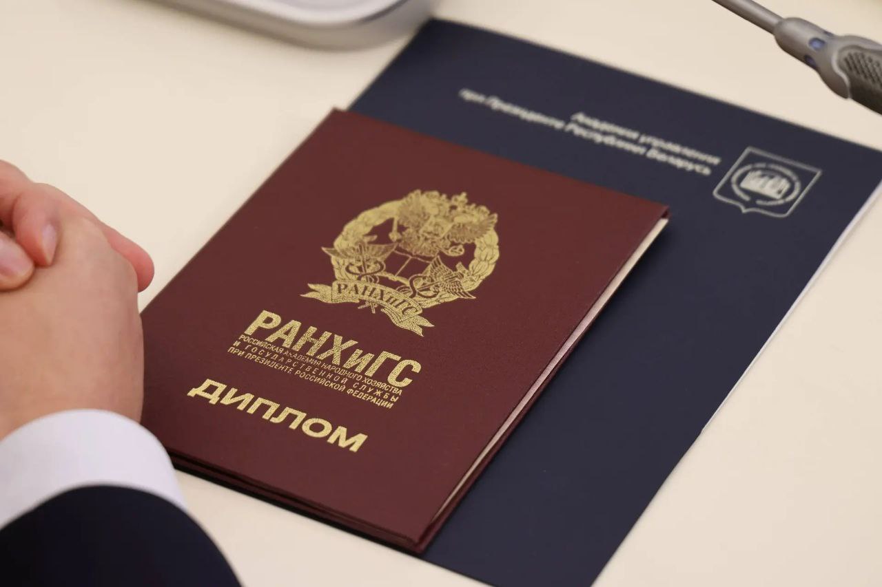 Заур Аскендеров принял участие во встрече с участниками федерального кадрового резерва и программы «Время Героев» Заур Аскендеров принял участие во встрече с участниками федерального кадрового резерва и программы «Время Героев»