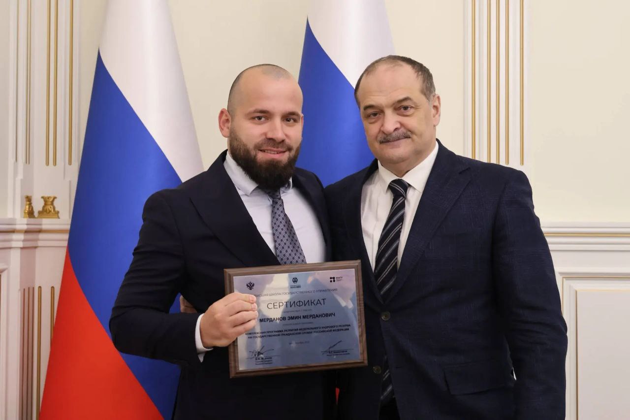 Заур Аскендеров принял участие во встрече с участниками федерального кадрового резерва и программы «Время Героев» Заур Аскендеров принял участие во встрече с участниками федерального кадрового резерва и программы «Время Героев»