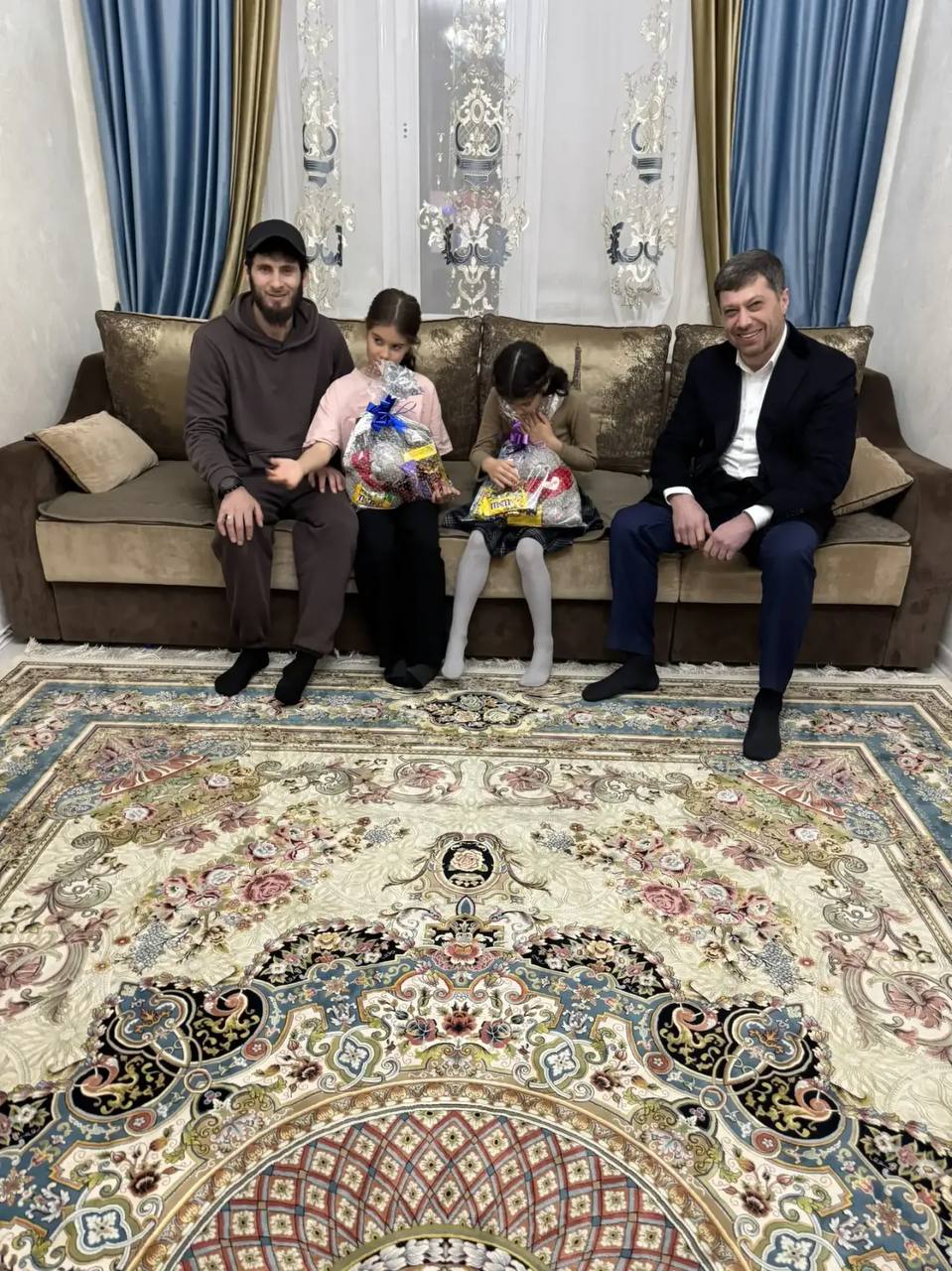 Минэкономразвития Дагестана продолжает исполнять мечты детей