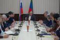 Глава Дербента Ханлар Пашабеков провел расширенное заседание по вопросу готовности муниципальных служб города к работе в период новогодних праздников