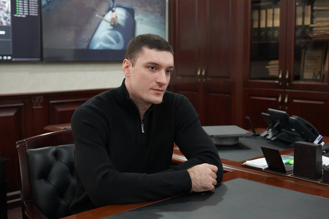 Корголи Корголиев встретился с Халидом Магомедовым, принявшим решение отправиться в зону СВО Корголи Корголиев встретился с Халидом Магомедовым, принявшим решение отправиться в зону СВО