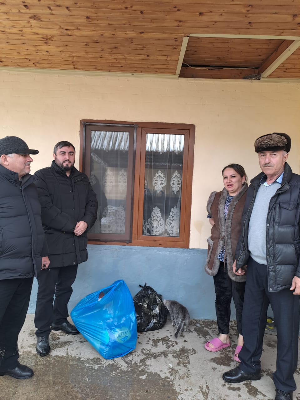 Артур Исрапилов оказал помощь 50 семьям Новолакского района Артур Исрапилов оказал помощь 50 семьям Новолакского района