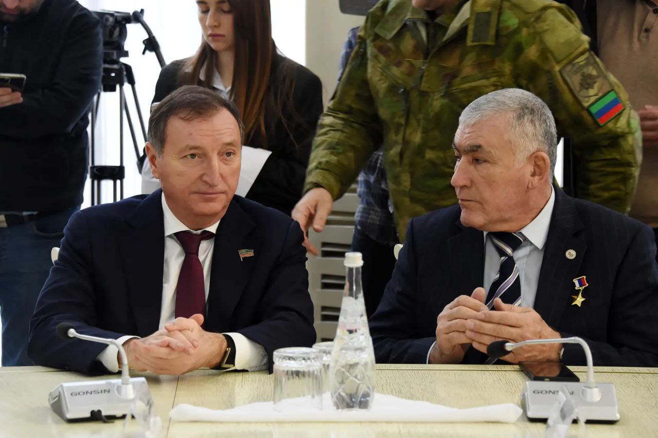 Председатель НС РД Заур Аскендеров принял участие в итоговой церемонии вручения государственных наград Председатель НС РД Заур Аскендеров принял участие в итоговой церемонии вручения государственных наград