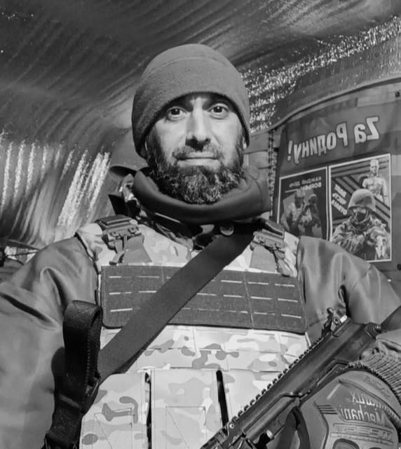 Друзья, с прискорбием сообщаем о том, что в ходе специальной военной операции на Украине погиб наш коллега, друг и товарищ, водитель спецтехники МАУ «ГорСервис» Сулейманов Загирбек Ильдарович
