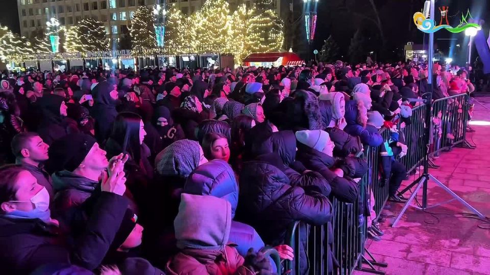 Ну что, друзья, мы начинаем…