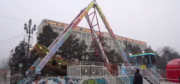 В Махачкале организовали праздник с аттракционами для детей участников СВО