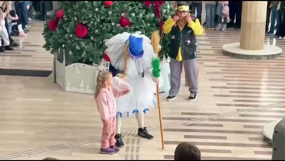 Культурно отдыхаем!. В новогодние каникулы в учреждениях культуры Дагестана жизнь бьет ключом! В театрах проходят показы мюзиклов, новогодних представлений и спектаклей для детей и взрослых