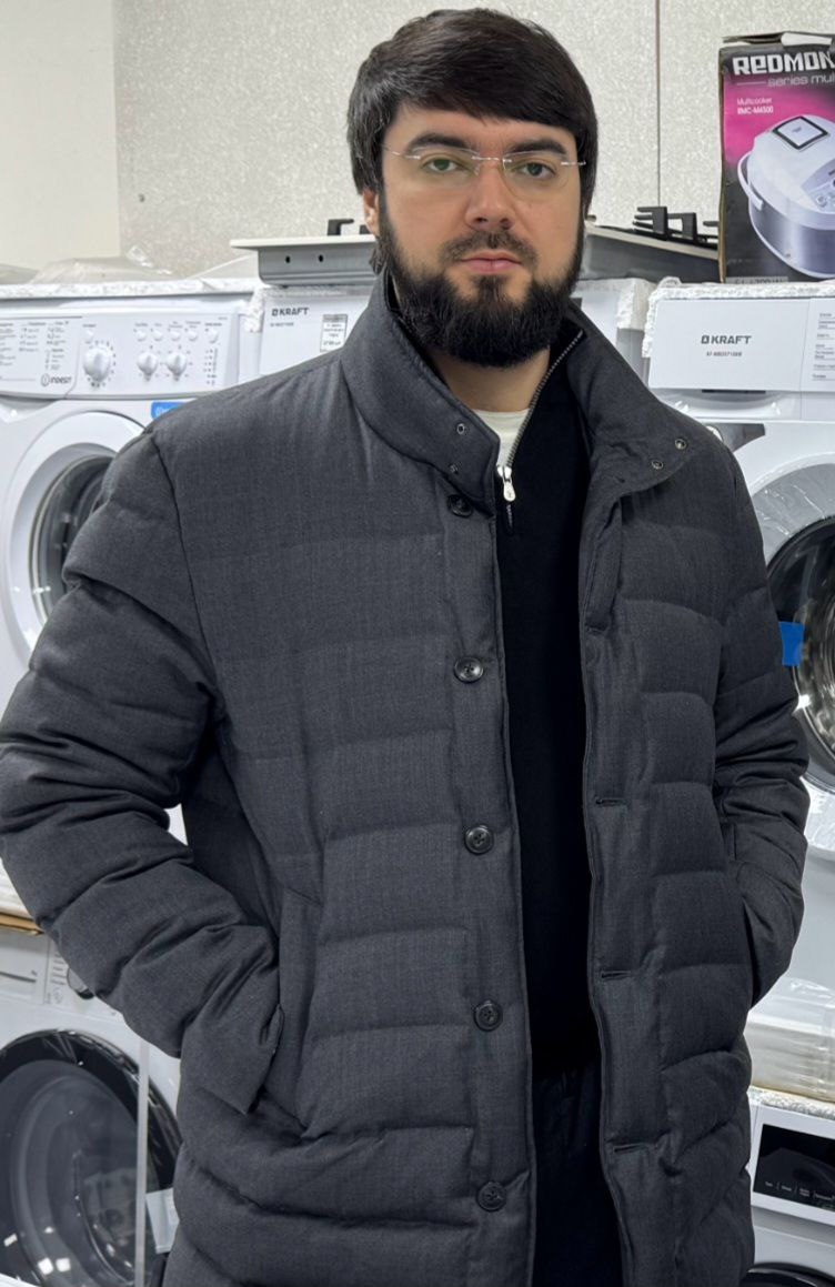 Хабибулла Магомедов оказал помощь многодетной семье, в которой мать одна воспитывает троих малолетних детей;