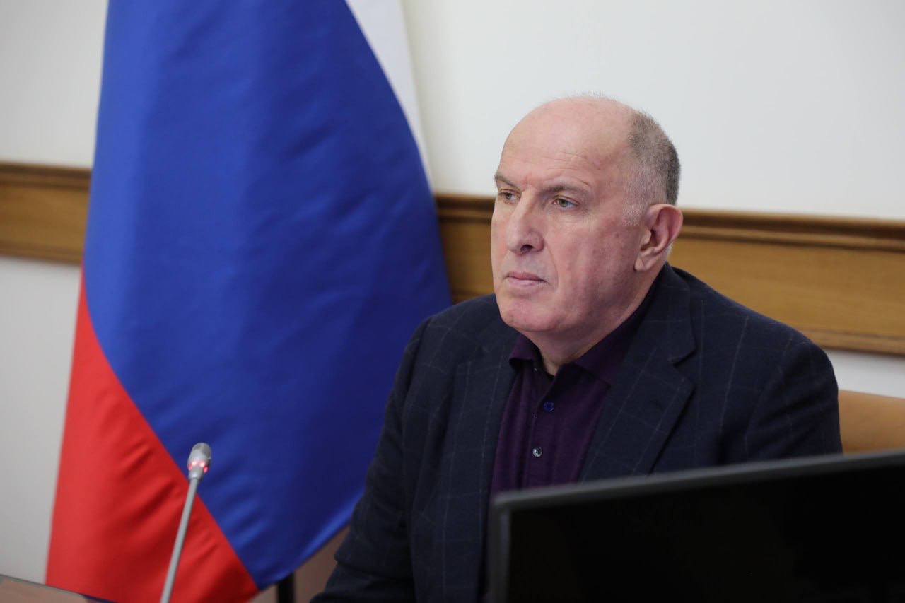 Абдулмуслим Абдулмуслимов провел первое в 2026 году оперативное совещание с членами Правительства Дагестана Абдулмуслим Абдулмуслимов провел первое в 2026 году оперативное совещание с членами Правительства Дагестана