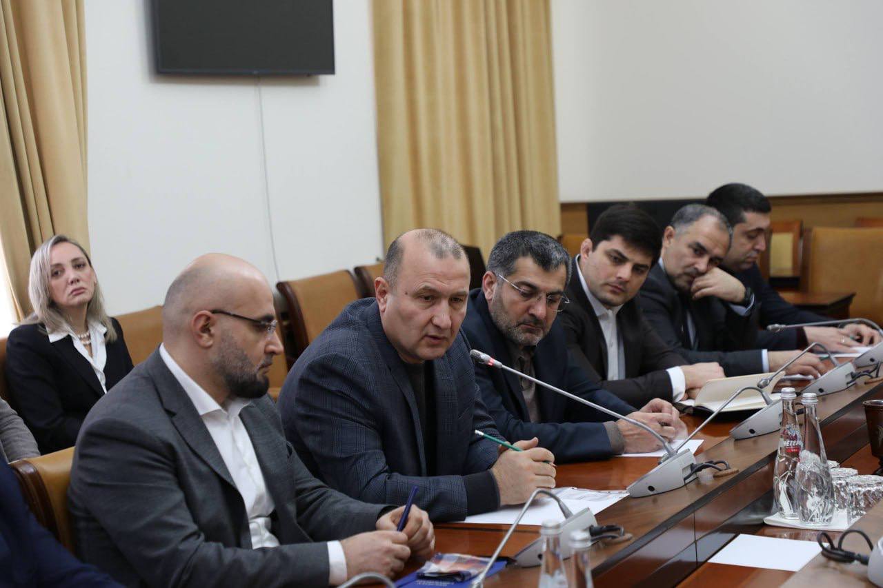 Абдулмуслим Абдулмуслимов провел первое в 2026 году оперативное совещание с членами Правительства Дагестана Абдулмуслим Абдулмуслимов провел первое в 2026 году оперативное совещание с членами Правительства Дагестана