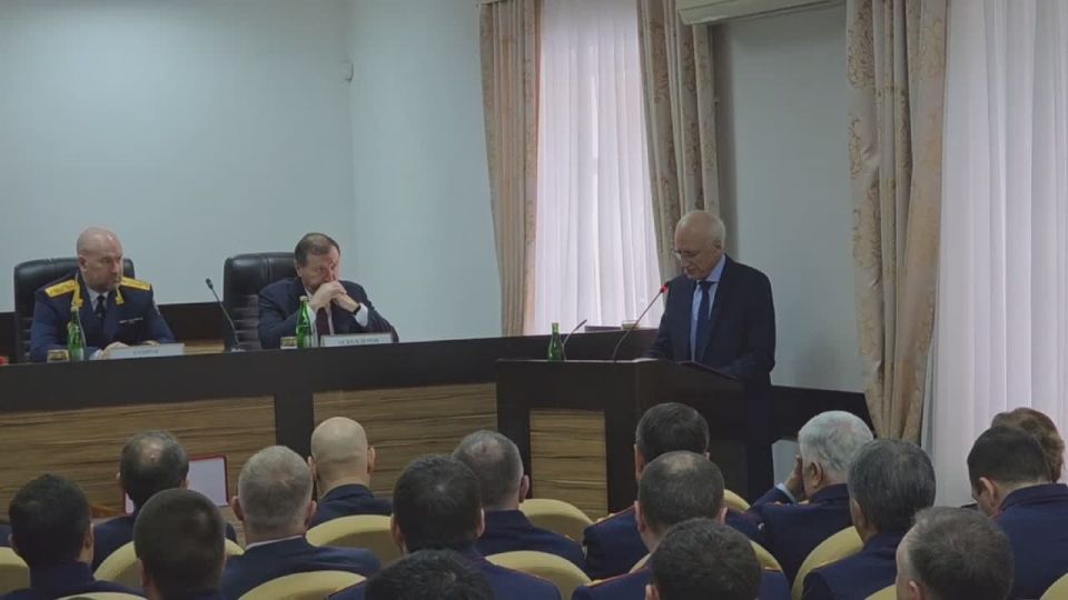 С поздравительным словом от имени Главы Республики Дагестан выступил заместитель Председателя Правительства РД Рамазан Джафаров