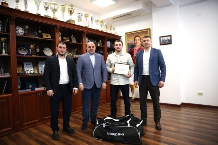 ����� ������� ������ ������� � ������������� ���� ��. ���������� ������������ ������ �����������, ������� �������� ����� �� ���� ���