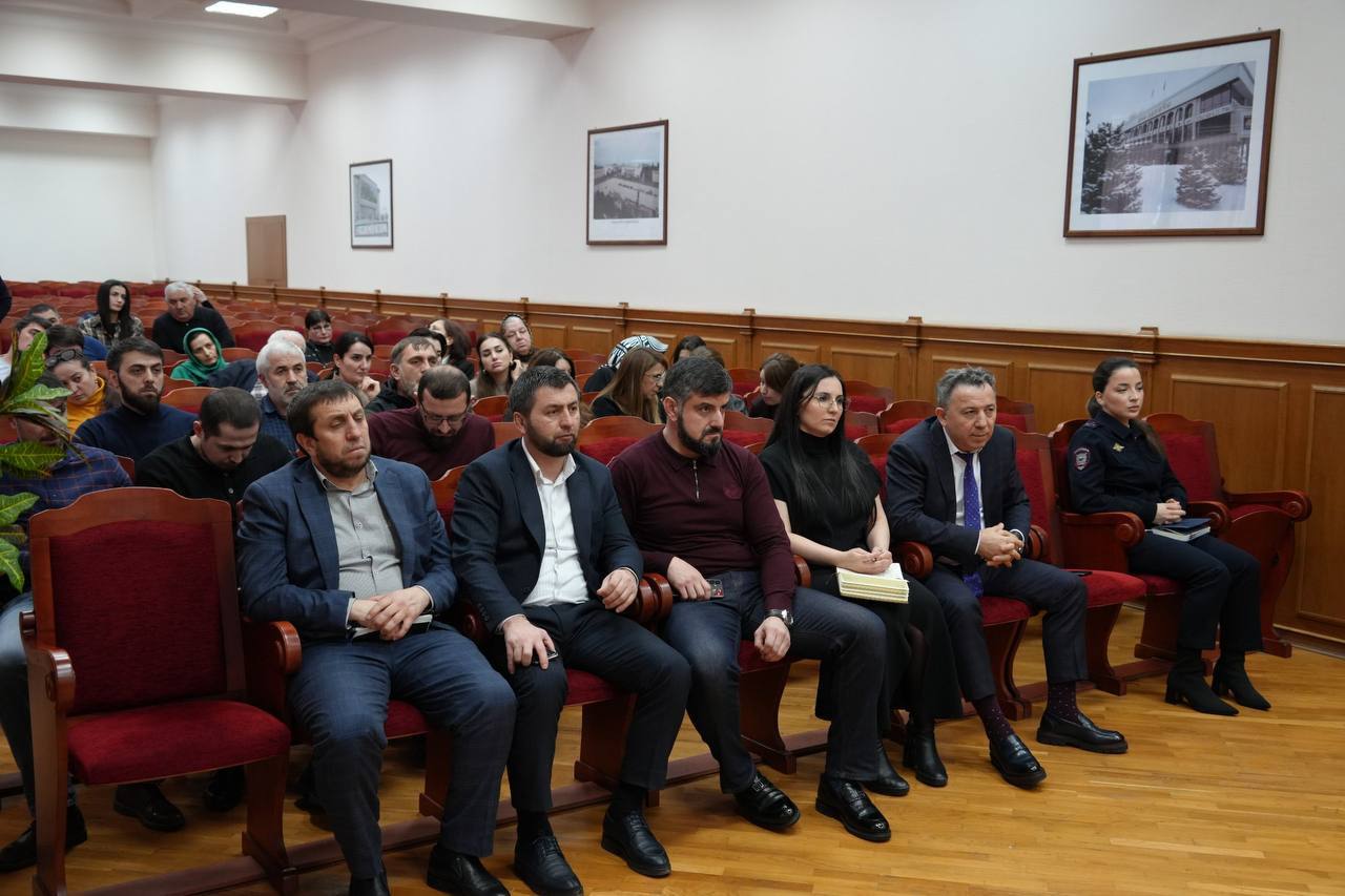 В администрации Махачкалы состоялось заседание рабочей группы межведомственной комиссии по вопросу легализации неформальной занятости В администрации Махачкалы состоялось заседание рабочей группы межведомственной комиссии по вопросу легализации неформальной занятости
