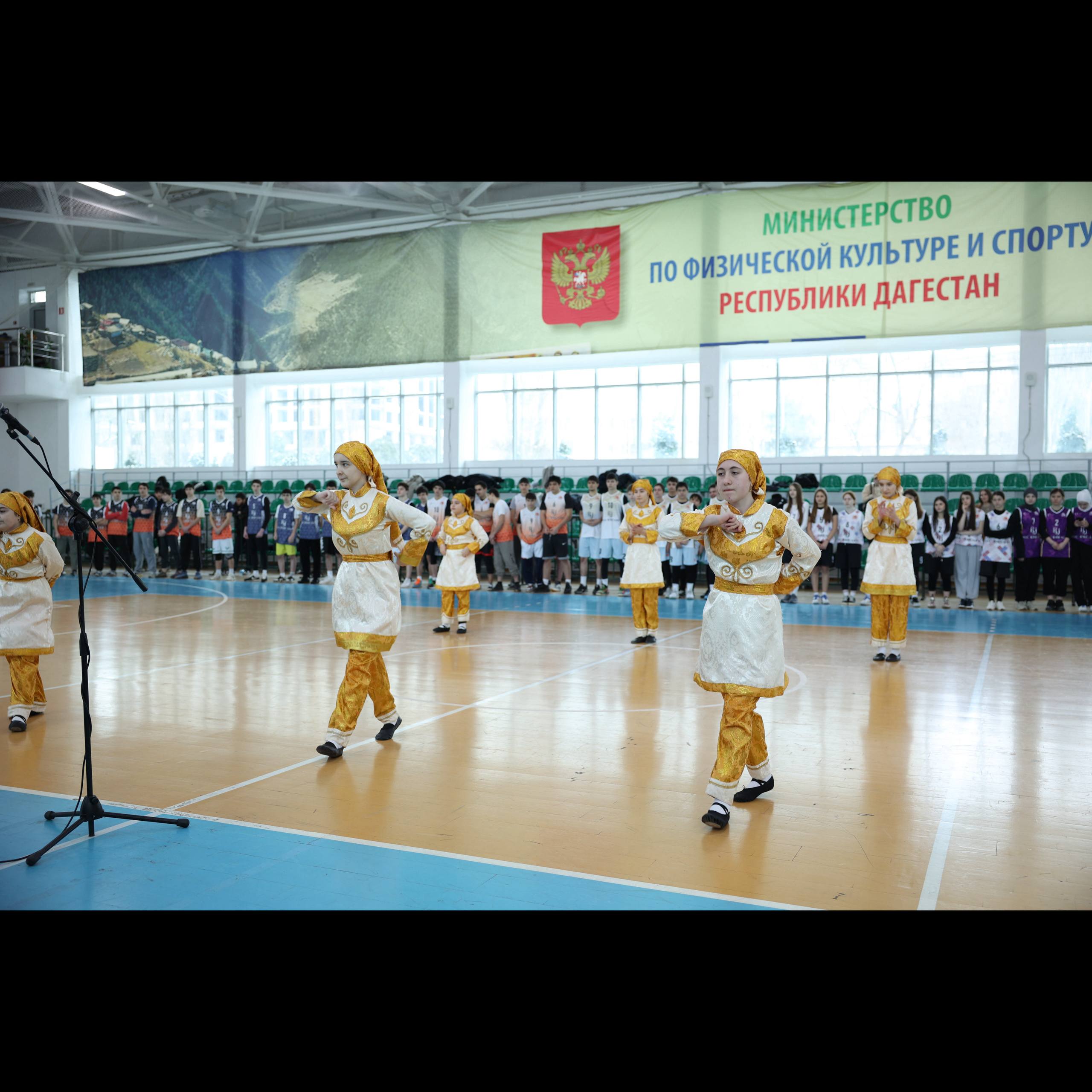 В Махачкале прошёл третий дивизиональный этап центральной зоны школьной баскетбольной лиги КЭС-БАСКЕТ! В Махачкале прошёл третий дивизиональный этап центральной зоны школьной баскетбольной лиги КЭС-БАСКЕТ!