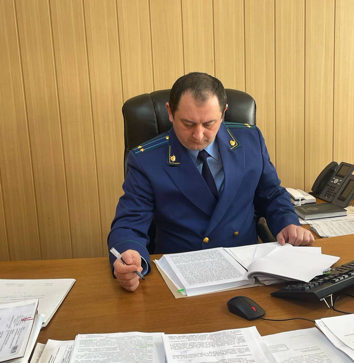 Прокуратура Унцукульского района направила в суд уголовное дело в отношении заместителя главы муниципального образования и руководителя подрядной организации