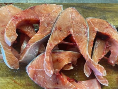 Секреты идеальной жареной рыбы: как избежать прилипаний и потерь формы