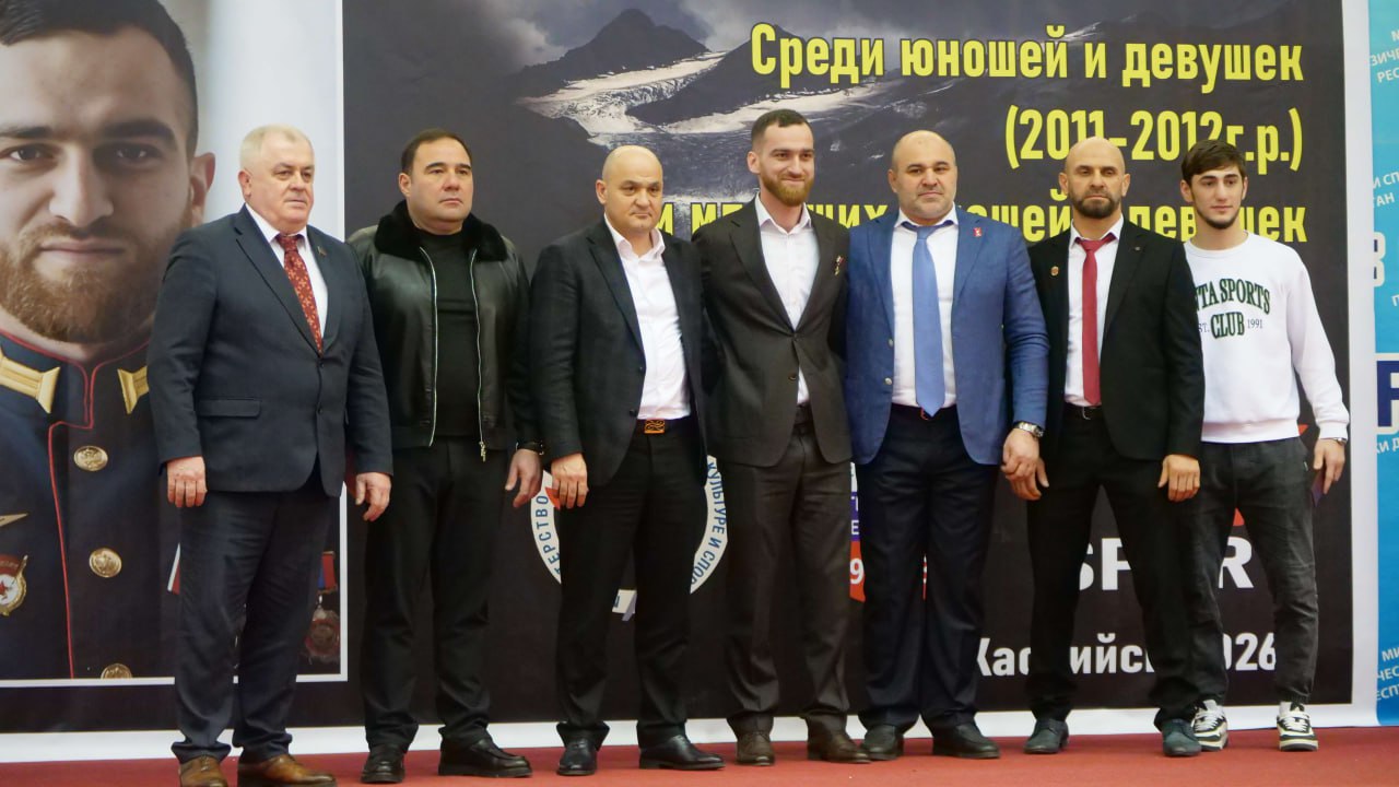 В Каспийске прошло первенство Дагестана по ушу-саньда В Каспийске прошло первенство Дагестана по ушу-саньда