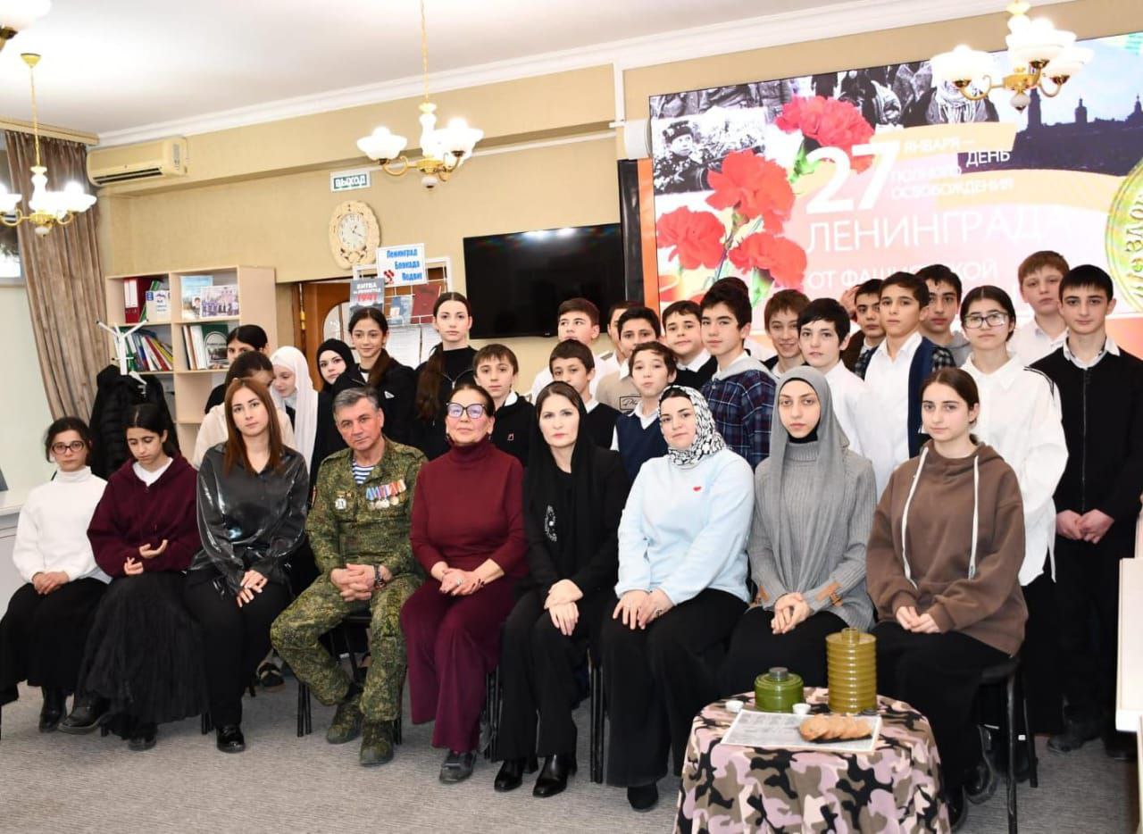 Память о героях: в Каспийске отметили годовщину снятия блокады Ленинграда Память о героях: в Каспийске отметили годовщину снятия блокады Ленинграда