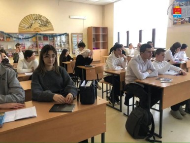 Библиотека филиала №3 провела час памяти «Холокост — память поколений» для 9 «А» класса СОШ №5