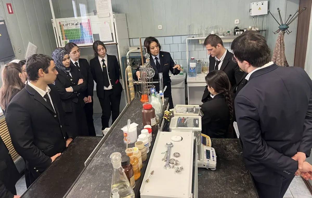 Студенты Правовой академии стали гостями Экспертнокриминалистического центра МВД по Республике Дагестан в рамках акции «Студенческий десант» Студенты Правовой академии стали гостями Экспертнокриминалистического центра МВД по Республике Дагестан в рамках акции «Студенческий десант»