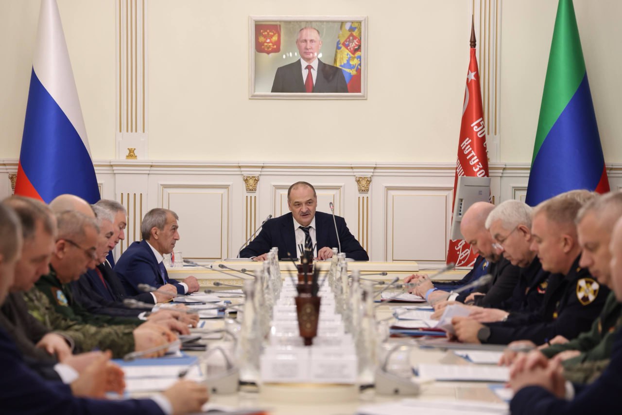 Сергей Меликов провел заседание Республиканской призывной комиссии Сергей Меликов провел заседание Республиканской призывной комиссии