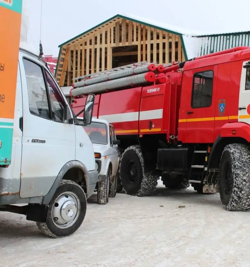 Не мешай проезду спецтехники!