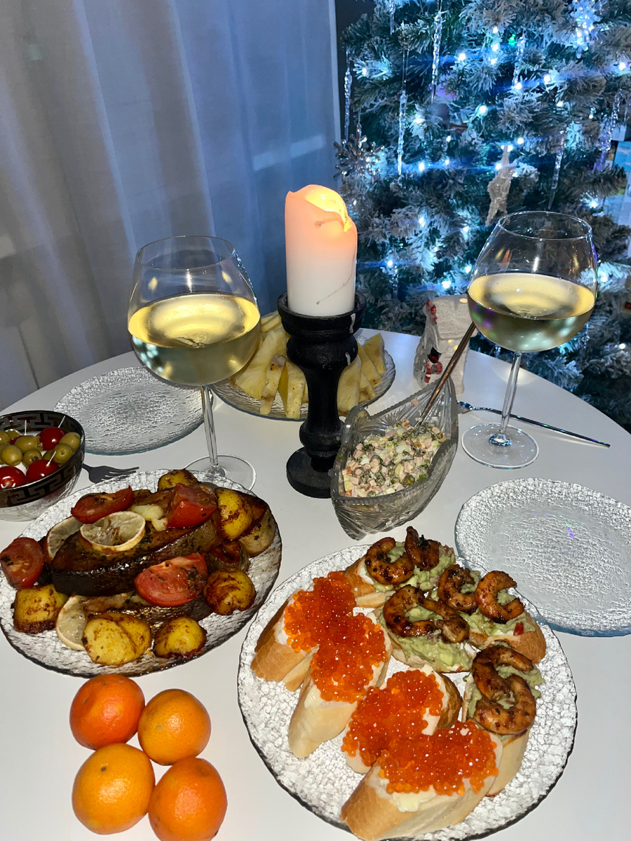 Уютная новогодняя ночь вдвоём: праздничное меню, рецепты и маленькие традиции