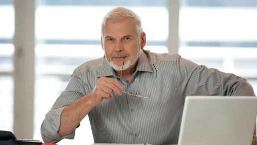 Работа после 60 лет: что дает возможность выбрать спокойное продолжение жизни