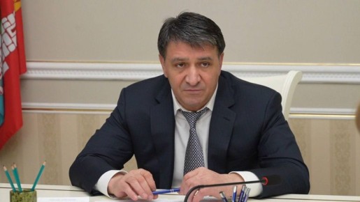 Сегодня мэр столицы Джамбулат Салавов провёл ежемесячный приём граждан, в ходе которого были рассмотрены наиболее актуальные и социально значимые обращения жителей Махачкалы