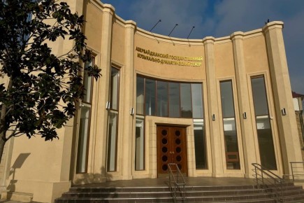 В Дербенте готовится к открытию после реконструкции Азербайджанский театр