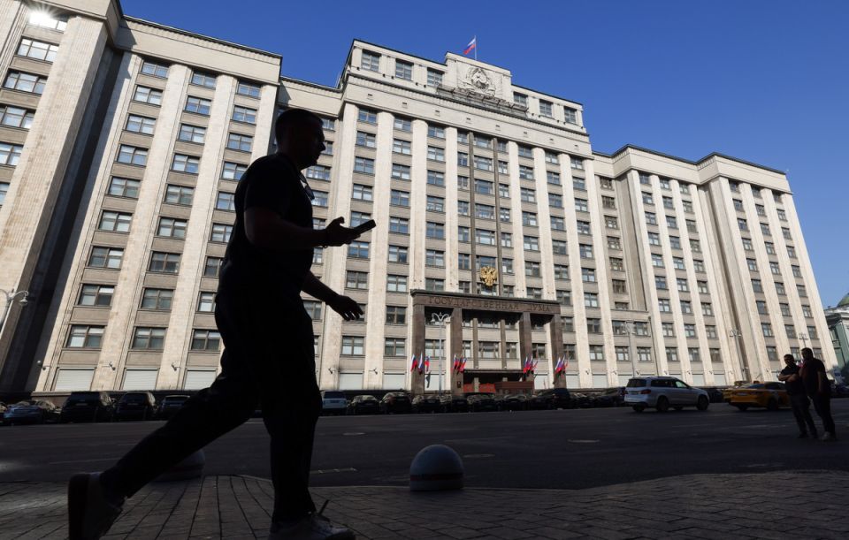 Госдума планирует обсудить арест имущества правонарушителей-релокантов