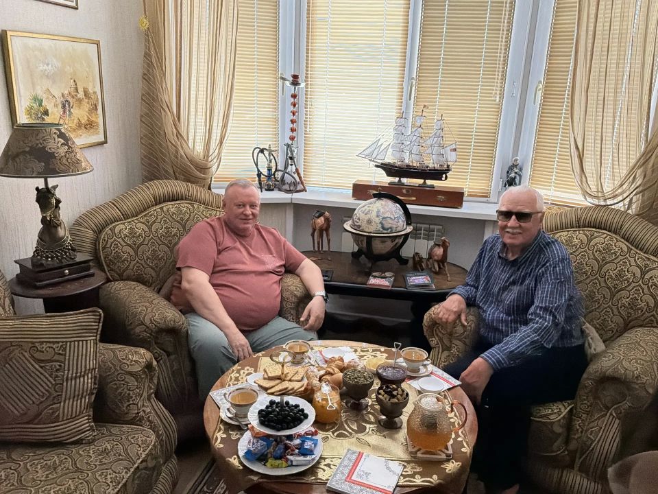 5 июня Глава города Каспийска Борис Гонцов подал заявление о досрочном сложении полномочий по собственному желанию