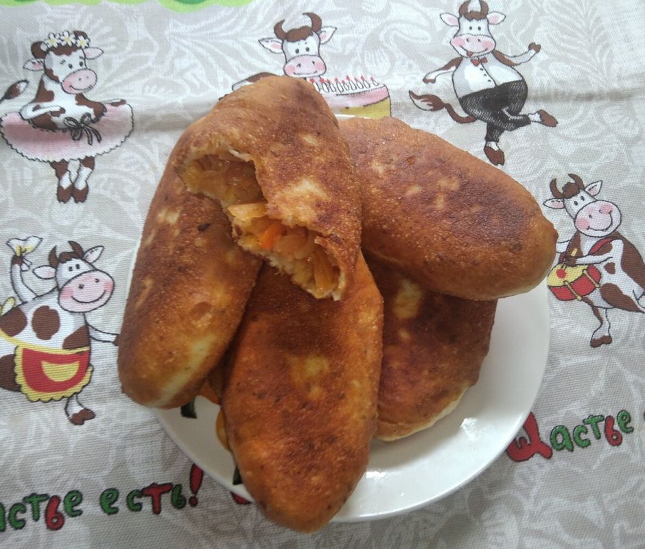 Пирожки с капустой на тесте с ламинарией