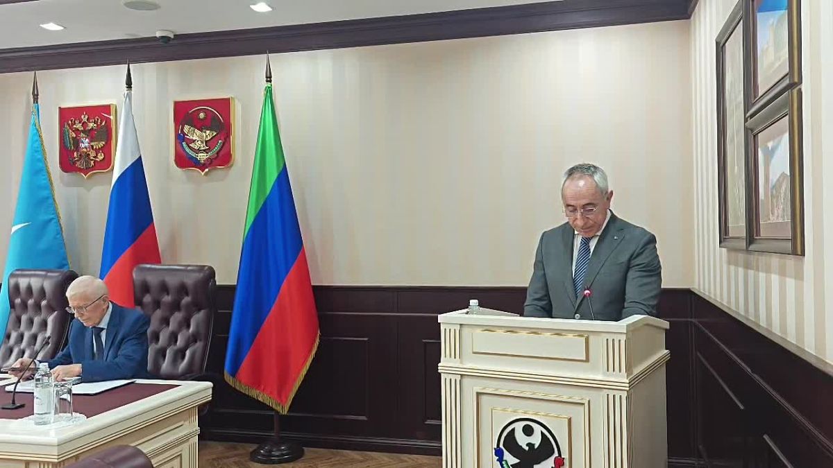 Нариман Казимагамедов открыл Заседание Общественного совета при министерстве по делам гражданской обороны, чрезвычайным ситуациям и ликвидации последствий стихийных бедствий Республики Дагестан