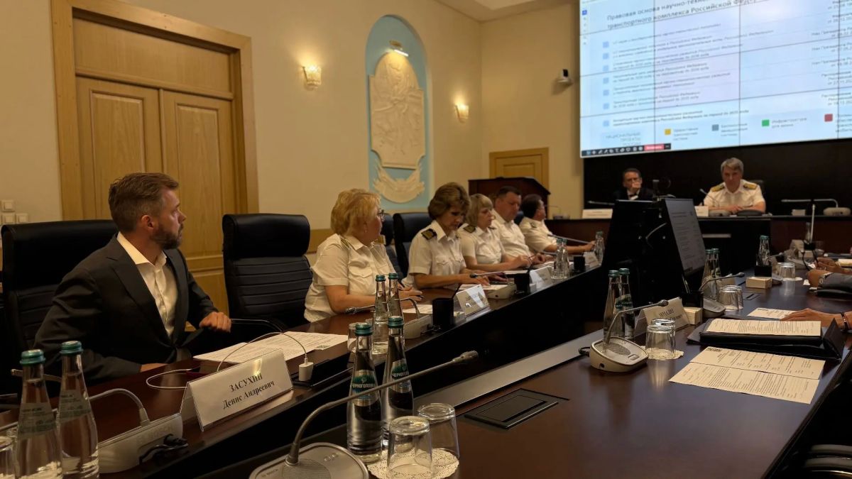 На Совете по образованию Росморречфлота рассмотрели: – Программу развития Каспийской академии морского и речного транспорта имени генерал-адмирала Ф.М. Апраксина