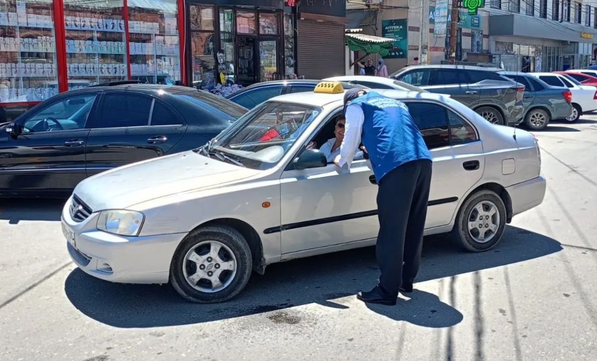 В Буйнакске проверили безопасность городского такси