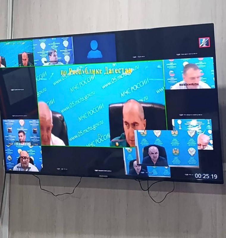 Администрация Хасавюрта приняла участие в региональном совещании по вопросам ликвидации последствий паводков в РД