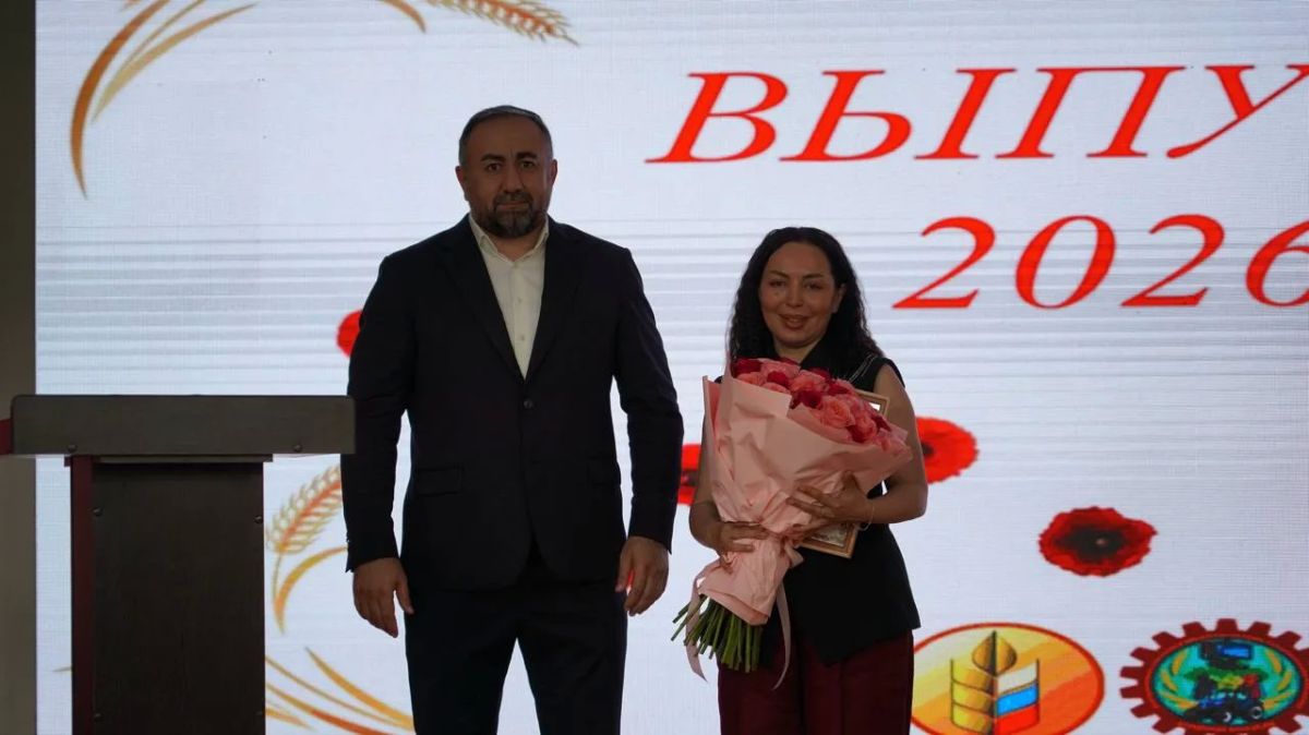 Новые кадры для АПК Дагестана: Шамиль Рамазанов вручил дипломы выпускникам Аграрного колледжа