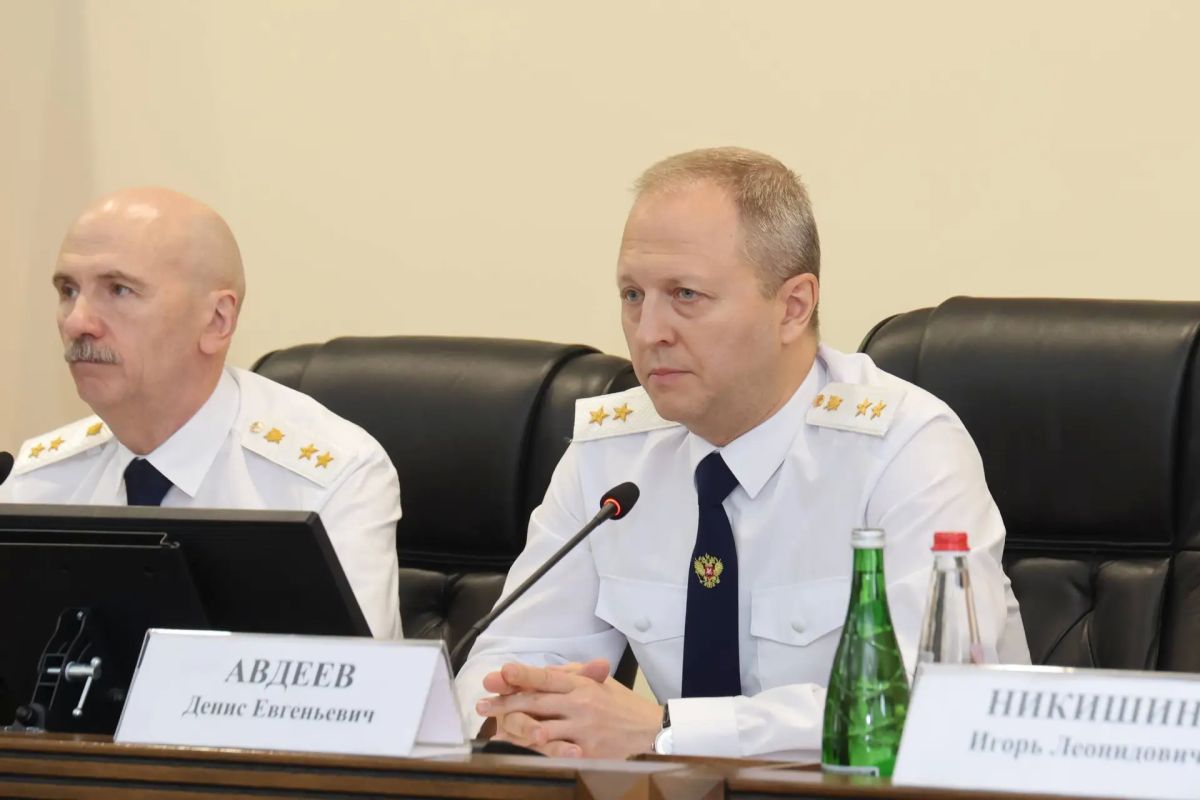 В Дагестане представили нового прокурора РД