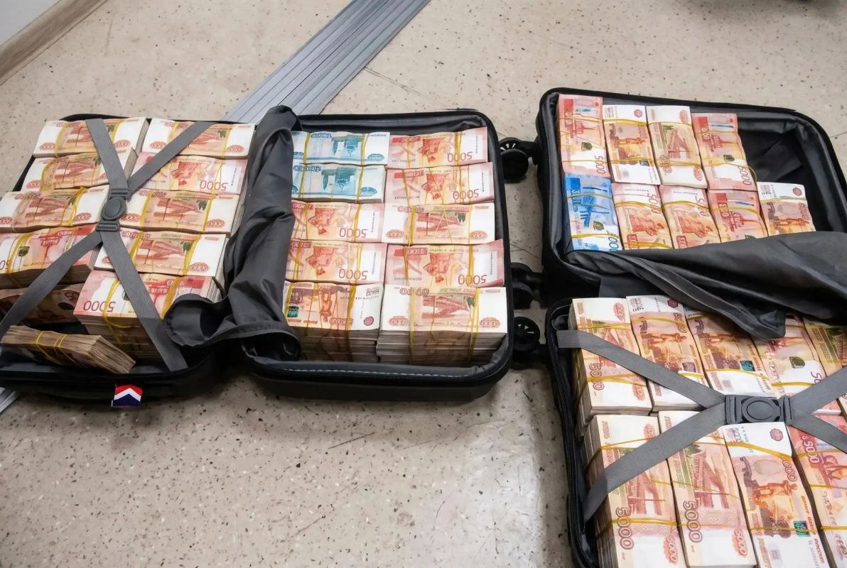 Дагестанские таможенники пресекли нелегальный вывоз 177 млн рублей