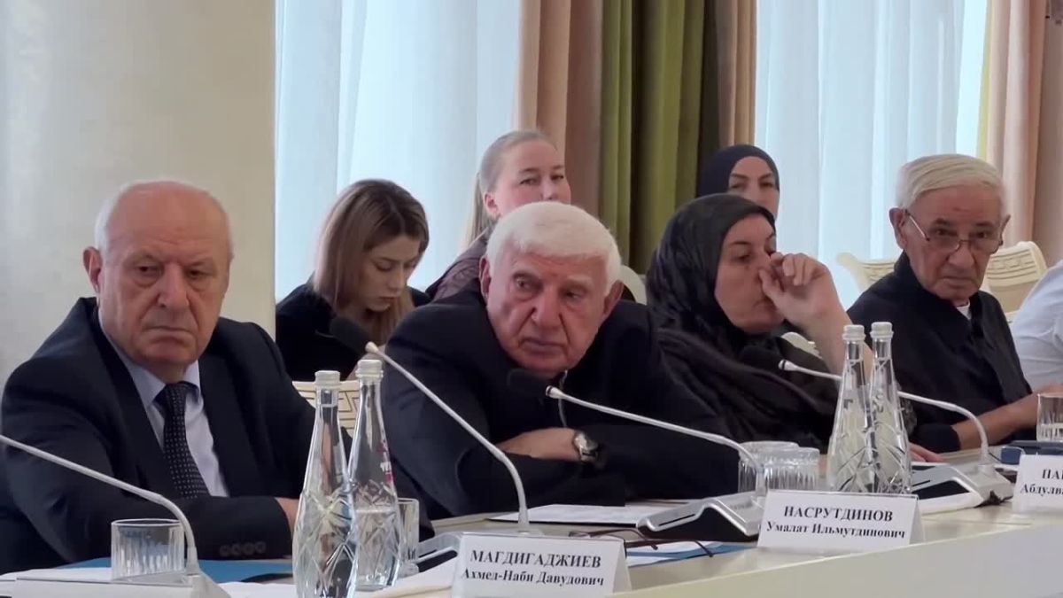 Фёдор Щукин: Самые острые и актуальные для республики вопросы обсудили сегодня на заседании Совета старейшин Дагестана
