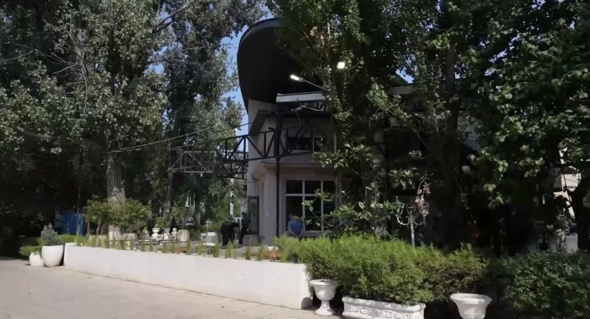 В Махачкале отреагировали на обращения местных жителей по поводу монтажных работ перед рестораном «Дворик» в парке 50-летия Октября