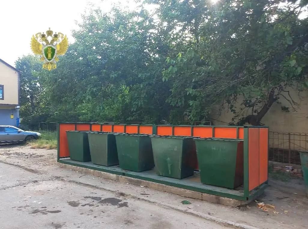 Регоператора в Каспийске привлекли к ответственности за несвоевременный вывоз мусора